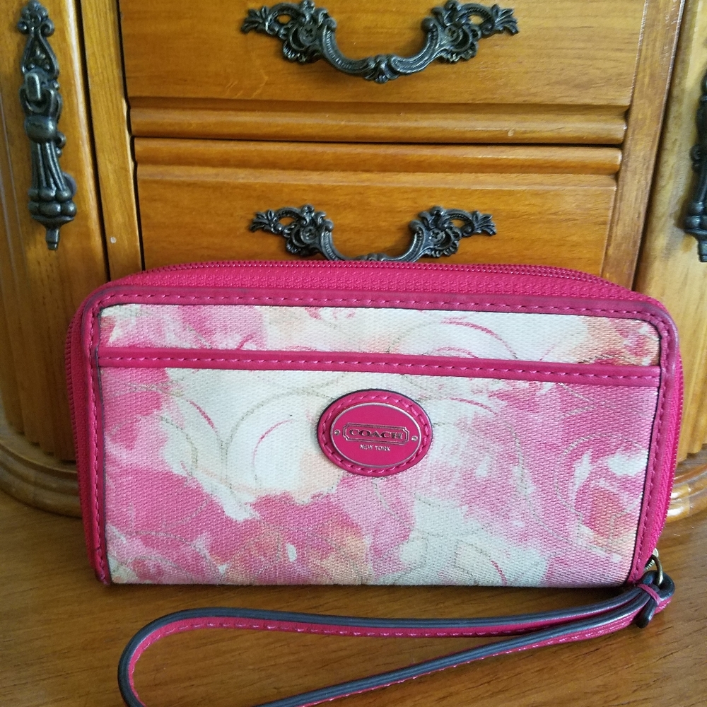 Coach wristlet